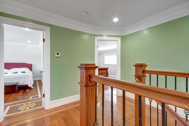 895 Greenwich Drive, Gilroy CA: https://media.crmls.org/mediaz/4c7fa5b8-16b3-409a-9fed-11efd1d1816a.jpg