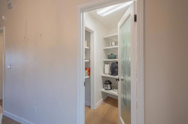 23465 Redding Circle, Salinas CA: https://media.crmls.org/mediaz/4c7fe4fa-e19e-4d0d-8b81-a83edd6c73b7.jpg