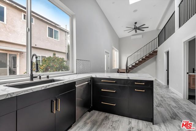 12420 Idaho Avenue, Los Angeles CA: https://media.crmls.org/mediaz/4c812acc-8adb-49d6-af35-f28573642469.jpg