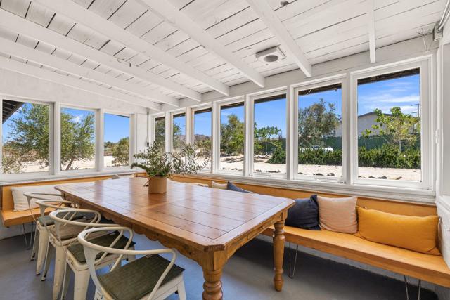 7648 Araby Avenue, 29 Palms CA: https://media.crmls.org/mediaz/4c819e2e-24c9-4dba-93a3-983f7ade982b.jpg