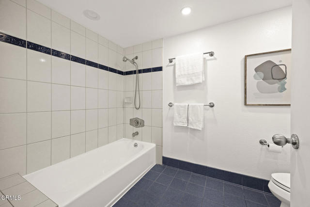 Detail Gallery Image 16 of 21 For 477 S Euclid Ave a,  Pasadena,  CA 91101 - 2 Beds | 2/1 Baths