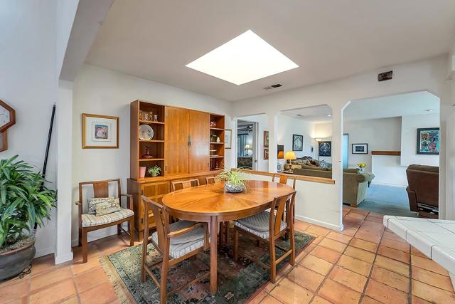 251 W Capitol Avenue, Milpitas CA: https://media.crmls.org/mediaz/4c8389ba-8d19-4b06-94fa-a9138a283187.jpg