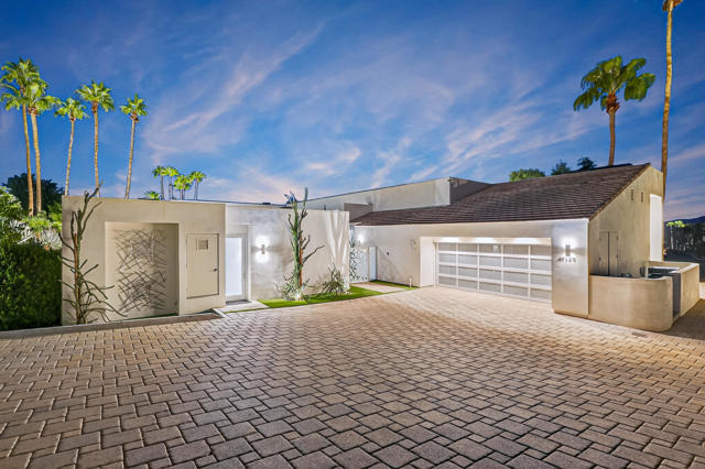 49120 Sunrose Lane, Palm Desert CA: https://media.crmls.org/mediaz/4c849f1a-4f6f-4202-90a4-6de82b05a0a0.jpg