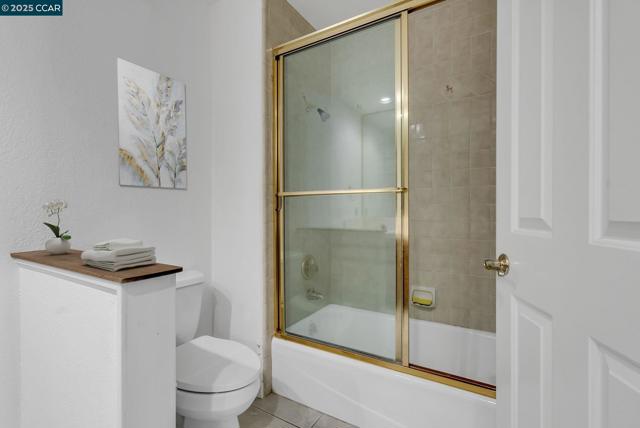 2391 Newport Dr, Discovery Bay CA: https://media.crmls.org/mediaz/4c84b7e3-c1ed-42ed-9944-21ffd312981c.jpg