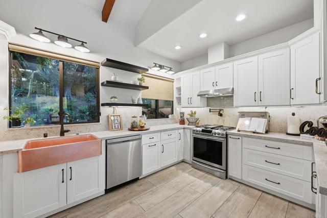 Detail Gallery Image 19 of 67 For 1111 Palomino Rd, Fallbrook,  CA 92028 - 4 Beds | 3 Baths