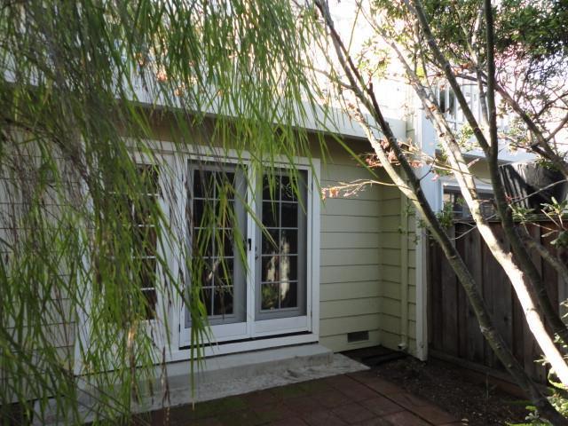 201 Ada Avenue, Mountain View CA: https://media.crmls.org/mediaz/4c85a3a4-6fab-4bee-ba4d-36746911cdba.jpg