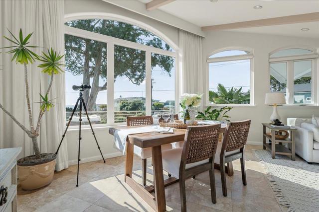 433 Seaview Drive, Aptos CA: https://media.crmls.org/mediaz/4c85b8ee-033f-4f62-ab17-31a87dfd2d56.jpg