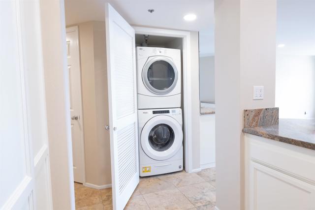 Detail Gallery Image 27 of 40 For 400 N Pacific St #111,  Oceanside,  CA 92054 - 2 Beds | 2 Baths