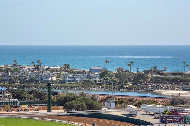 Detail Gallery Image 5 of 32 For 307 Longden Lane, Solana Beach,  CA 92075 - 2 Beds | 2/1 Baths