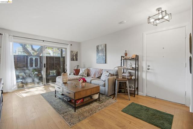 4081 Clayton Rd., Concord CA: https://media.crmls.org/mediaz/4c85e3d5-7a24-47b3-9e78-4b861b8dbb0e.jpg