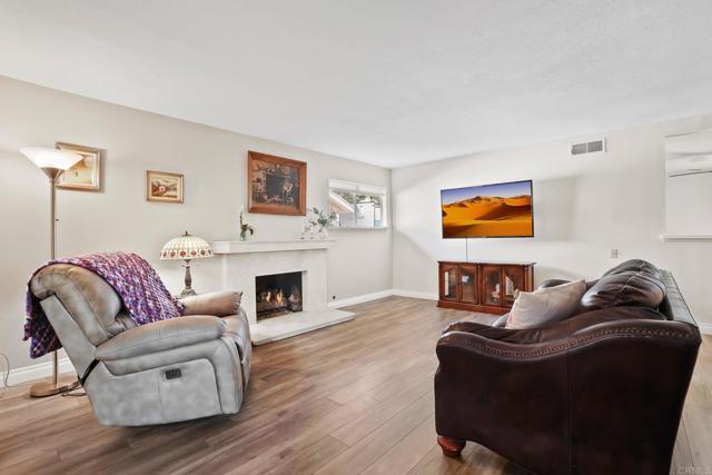 Image 12 of 42 For 17575 Santa Paula Circle