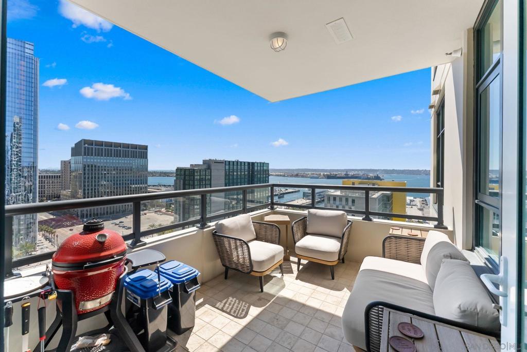 1199 Pacific Highway - photo 10