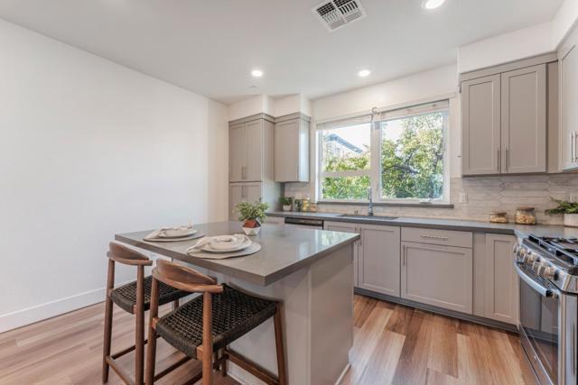 Image 18 of 34 For 975 41st Street 135
