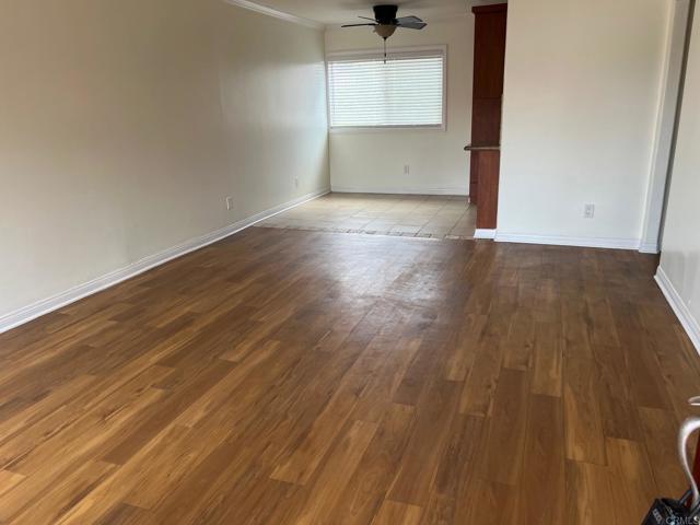 Detail Gallery Image 5 of 14 For 575 7th St #204,  Imperial Beach,  CA 91932 - 3 Beds | 1 Baths