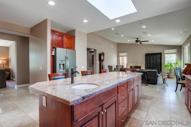 Image 13 of 44 For 16270 Pauma Valley Dr