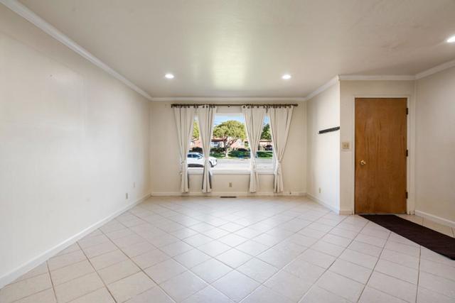 641 Main Street, Soledad CA: https://media.crmls.org/mediaz/4c8d4b30-127b-4a8b-8d17-c5c58ccbe97a.jpg