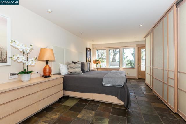 Image 27 of 55 For 319 Tappan Ter