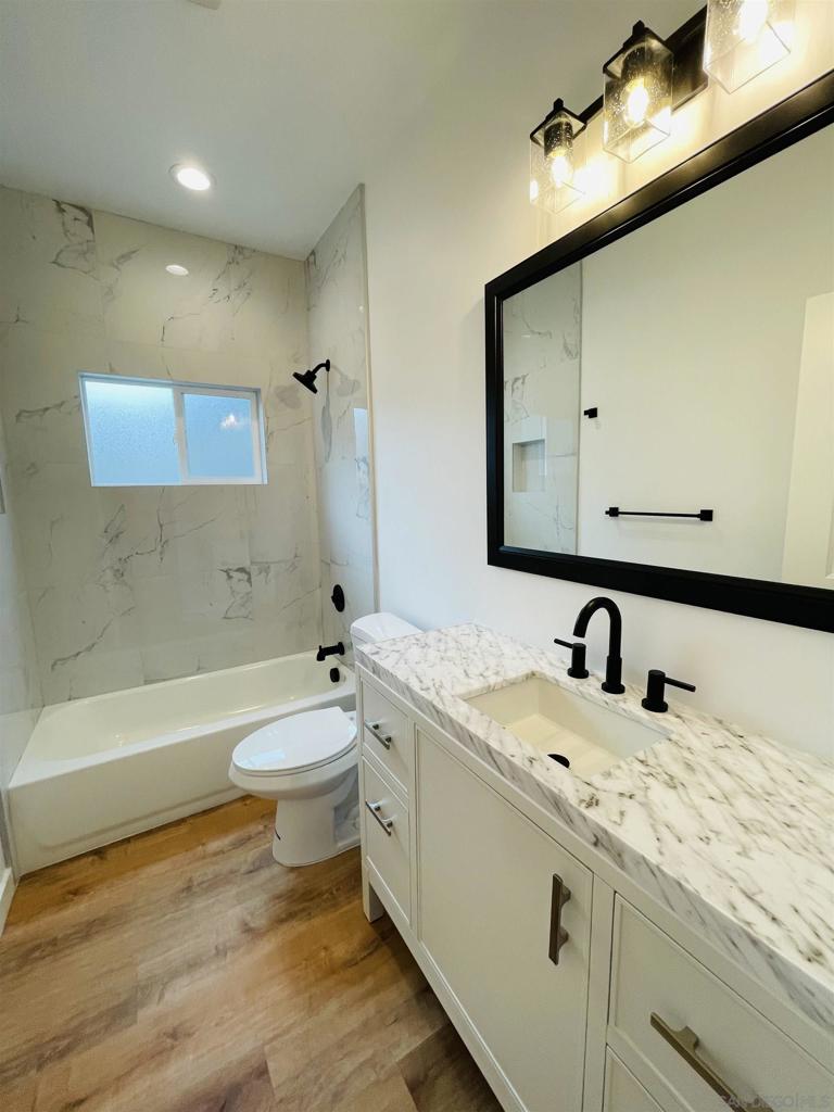 MLS #250036676SD image #25