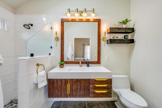 509 36th Avenue, Santa Cruz CA: https://media.crmls.org/mediaz/4c9038b1-3c44-4d74-a45d-008a3ff8ca14.jpg