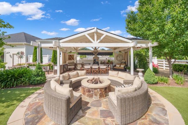15209 Sycamore Drive, Morgan Hill CA: https://media.crmls.org/mediaz/4c904de6-0ae7-464a-83dc-e68cf18f0f3a.jpg