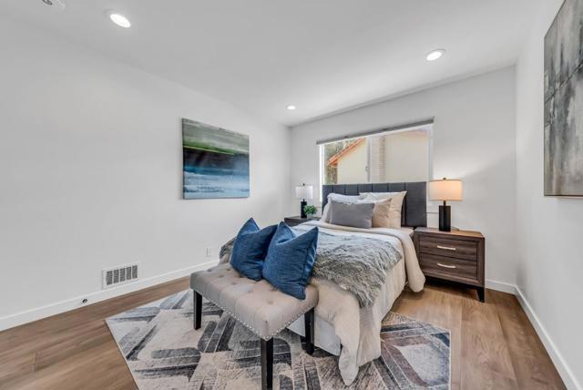 6 Whitecliff Court, San Mateo CA: https://media.crmls.org/mediaz/4c90a236-534c-4c3f-b6a1-887c627ac8ce.jpg