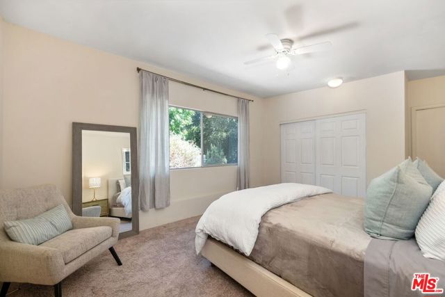 10431 Seabury Lane, Los Angeles CA: https://media.crmls.org/mediaz/4c911fdf-e91d-4e2c-ac35-6566e776465b.jpg