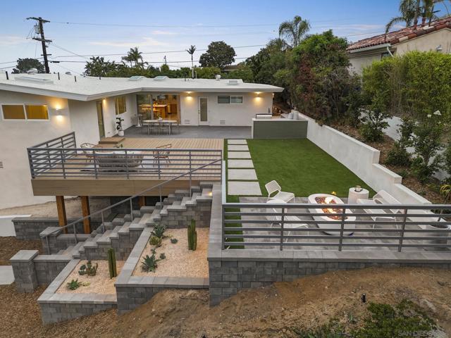 5851 Box Canyon, La Jolla CA: https://media.crmls.org/mediaz/4c91ac2c-d151-4e57-8f63-5b8c89c0bbf6.jpg