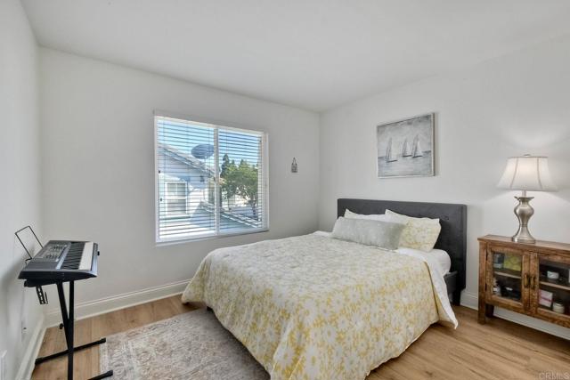 Detail Gallery Image 14 of 29 For 6586 Daylily Dr, Carlsbad,  CA 92011 - 3 Beds | 2/1 Baths