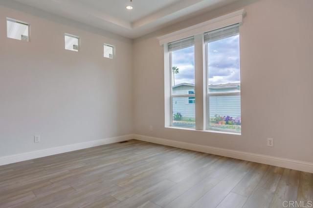 4650 Dulin Road, Fallbrook CA: https://media.crmls.org/mediaz/4c92197a-70da-4b52-87ee-9e4ee5a271c9.jpg