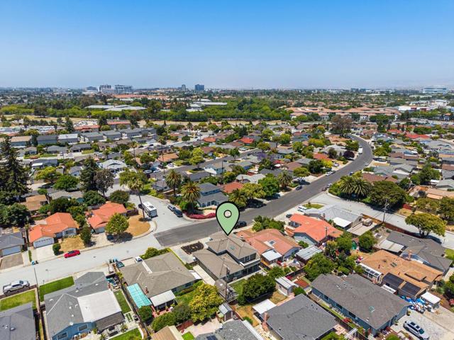 798 Orkney Avenue, Santa Clara CA: https://media.crmls.org/mediaz/4c92b32b-8268-4d69-ac01-29a62fdf6f53.jpg