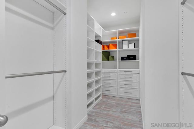 35805 Shetland Hills E, Fallbrook CA: https://media.crmls.org/mediaz/4c9437f3-ca0d-499f-907d-f1a393b68f15.jpg