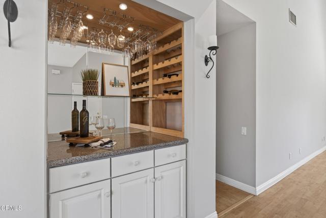 Detail Gallery Image 21 of 46 For 25702 Vista Fairways Dr, Valencia,  CA 91355 - 2 Beds | 2 Baths