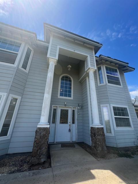31913 Calle El Potrero, Pauma Valley CA: https://media.crmls.org/mediaz/4c952f2c-f49d-43de-a3e0-38b64b997ee1.jpg