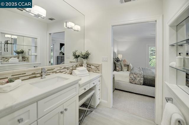 2607 Saklan Indian Dr, Walnut Creek CA: https://media.crmls.org/mediaz/4c9569fb-ace0-4cc9-9fe1-a06b38fefd62.jpg