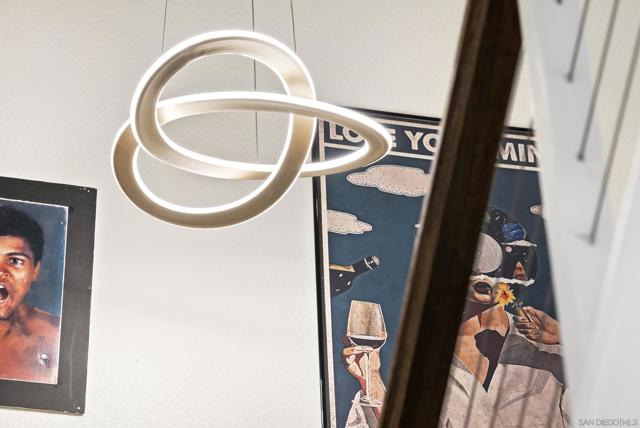 1328 Woodhaven Dr, Oceanside CA: https://media.crmls.org/mediaz/4c9639d0-9a20-4fb2-935d-a46ca78f54bc.jpg