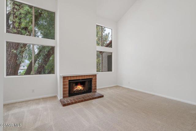 3390 Darby Street, Simi Valley CA: https://media.crmls.org/mediaz/4c96aabc-f21b-4cd2-b78a-9897d6f08432.jpg