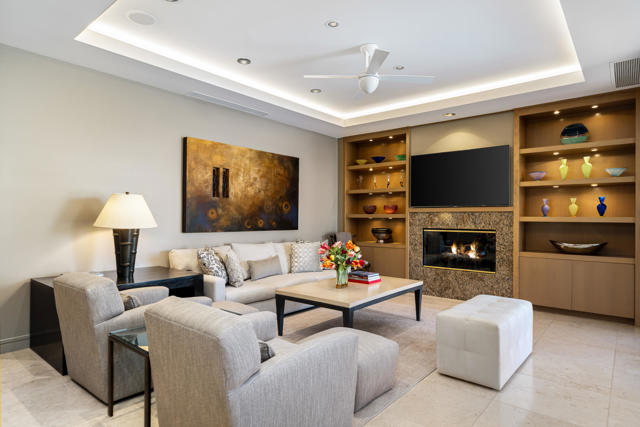 45 Mirada Circle, Rancho Mirage CA: https://media.crmls.org/mediaz/4c96da13-8e9c-41ee-8268-0cb1260c49a8.jpg