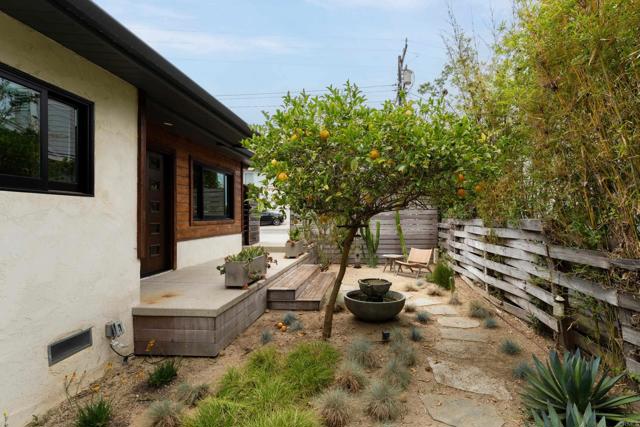Detail Gallery Image 24 of 42 For 1011 13 Neptune Ave, Encinitas,  CA 92024 - 3 Beds | 3/1 Baths