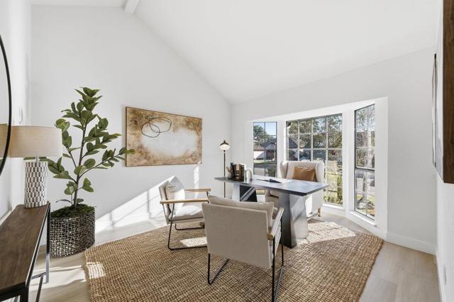 370 Burning Tree Court, Half Moon Bay CA: https://media.crmls.org/mediaz/4c98fe62-0272-41e1-b9d2-6f74b0fade24.jpg