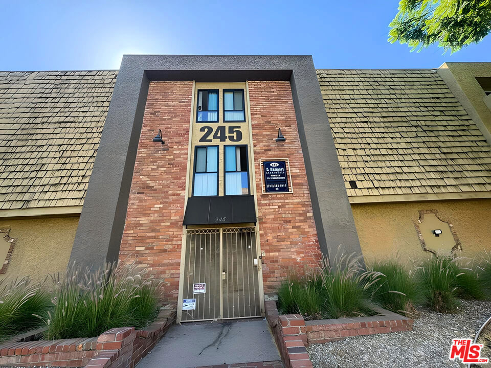 245 S Rampart Boulevard Unit 302