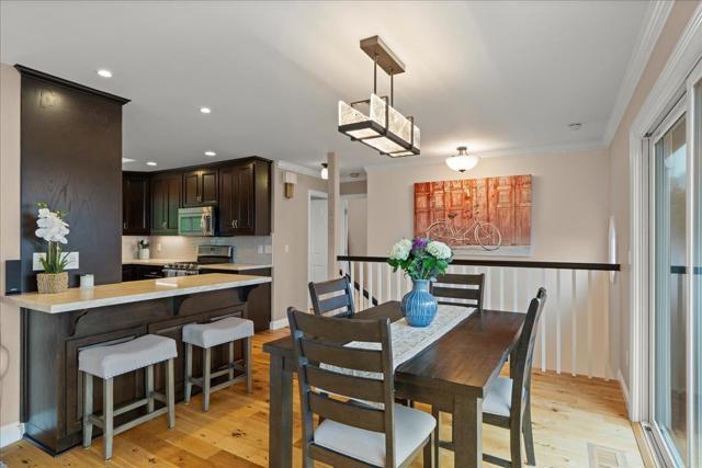 25400 Radonich Road, Los Gatos CA: https://media.crmls.org/mediaz/4c9a6b5a-1278-406f-b5ea-77a2d1c54daa.jpg