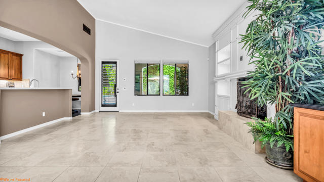 51865 Via Bendita, La Quinta CA: https://media.crmls.org/mediaz/4c9f1de3-25cf-4f79-b0c6-4fa890cd6496.jpg