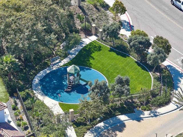 Detail Gallery Image 51 of 58 For 219 Flores Ln, Vista,  CA 92083 - 4 Beds | 2/1 Baths