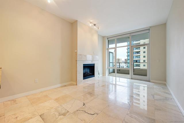 550 Front St., San Diego CA: https://media.crmls.org/mediaz/4c9f7f4b-4dae-4fff-be75-ef21126c74df.jpg