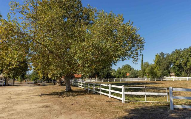 Detail Gallery Image 24 of 49 For 15408 Glentree Rd, Valley Center,  CA 92082 - 4 Beds | 2 Baths