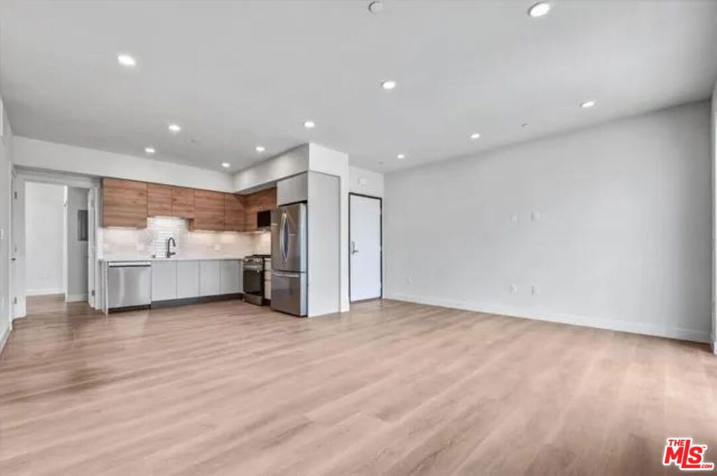 MLS #25558827 img 37