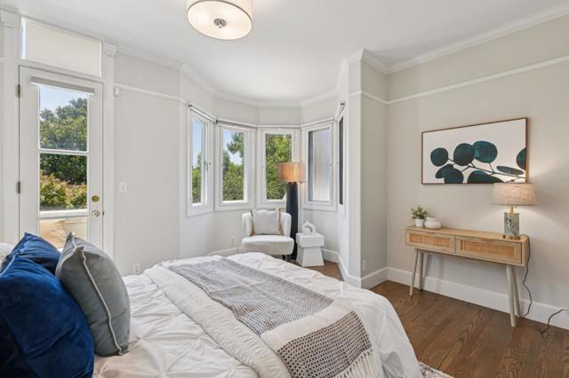 2404 Hillside Drive, Burlingame CA: https://media.crmls.org/mediaz/4ca16753-c69a-4253-91af-fc0ebdf08619.jpg
