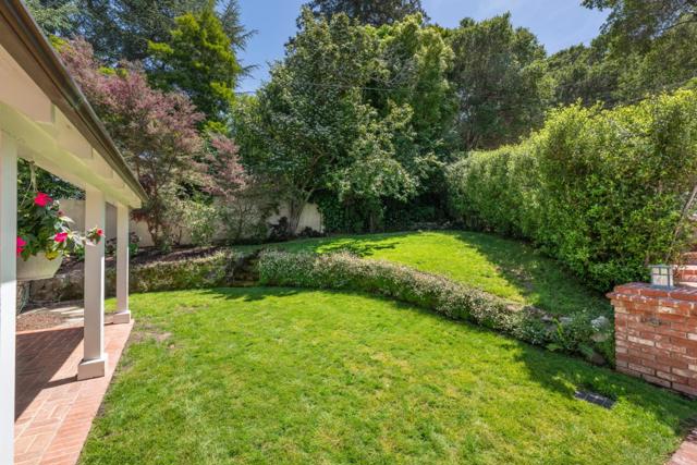 2820 Adeline Drive, Burlingame CA: https://media.crmls.org/mediaz/4ca1677d-7879-40e6-beed-8a433768f96b.jpg