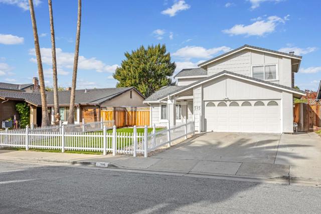 515 Fontanelle Court, San Jose CA: https://media.crmls.org/mediaz/4ca1ad7f-d7c4-4588-b0ea-ba281e22f60d.jpg