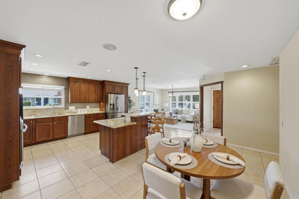 670 Citrus Avenue - photo 10